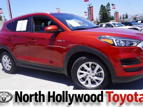 Used 2021 Hyundai Tucson Value w/ Winter Weather Package FWD image 1