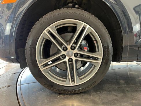 Used 2018 Audi SQ5 Premium Plus w/ Navigation Package AWD/4WD image 36