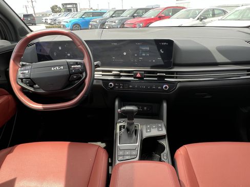 Used 2026 Kia Sportage SX image 21