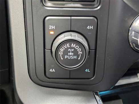 Used 2021 Ford F150 Lariat w/ Equipment Group 502A High image 26