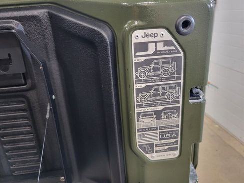 Used 2020 Jeep Wrangler Unlimited Sport AWD/4WD image 72