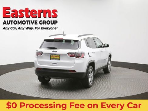 Used 2024 Jeep Compass Latitude AWD/4WD image 39