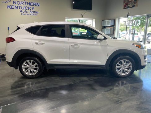 Used 2019 Hyundai Tucson SE AWD/4WD image 2