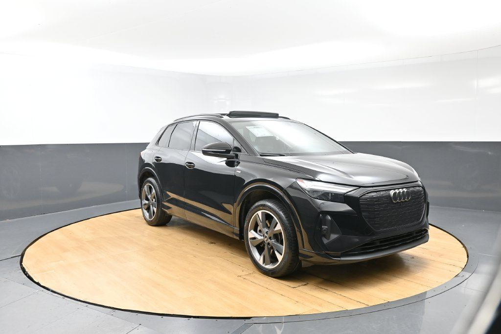 Used 2023 Audi Q4 e-tron Premium Plus AWD/4WD image 8