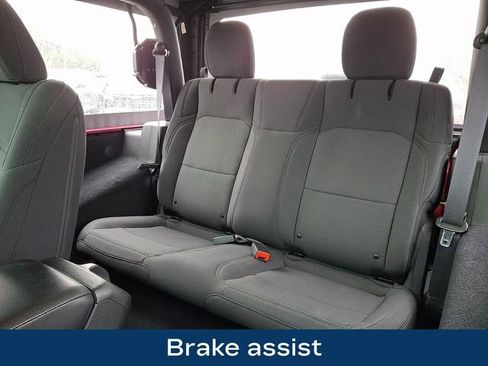 Used 2022 Jeep Wrangler Sport image 14