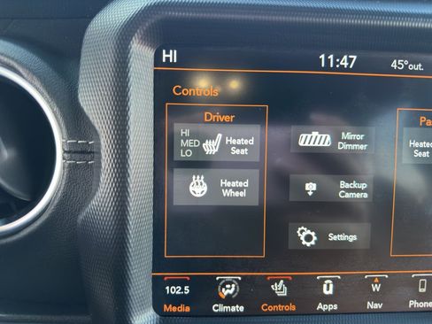 Used 2020 Jeep Wrangler Unlimited Sahara w/ Advanced Safety Group image 21