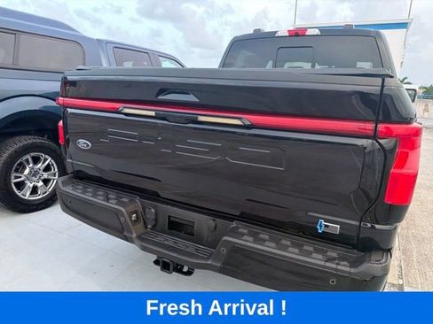Used 2022 Ford F150 Lightning Lariat w/ Max Trailer Tow Package AWD/4WD image 11