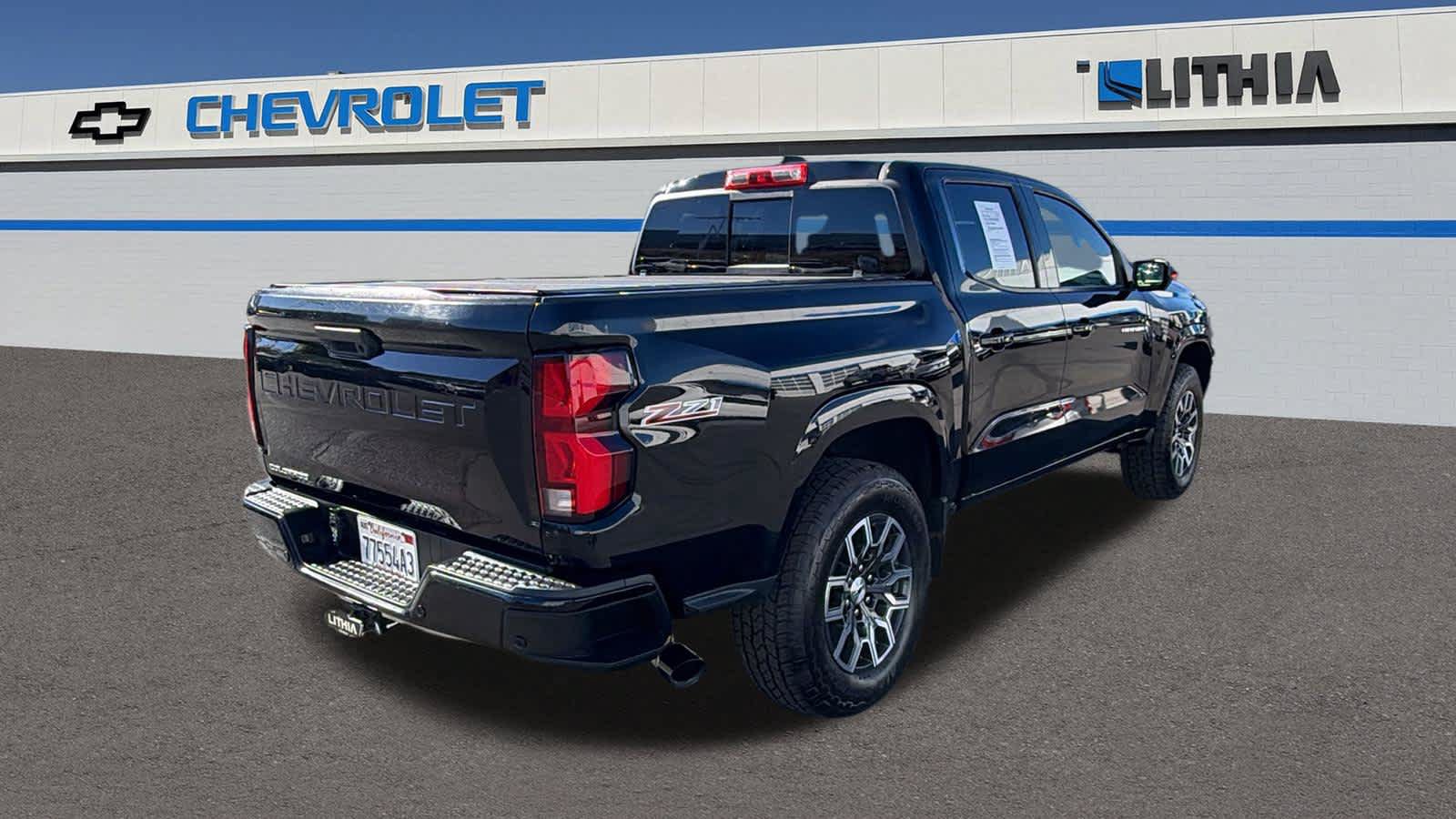 Used 2023 Chevrolet Colorado Z71 w/ Z71 Convenience Package 2 AWD/4WD image 5