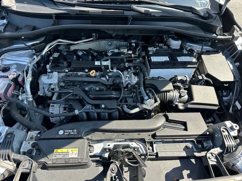 Used 2023 Toyota Corolla Cross LE FWD image 35