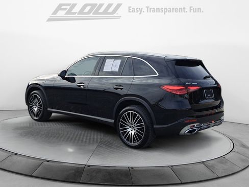 Used 2024 Mercedes-Benz GLC 300 image 6