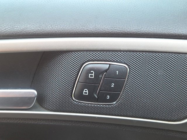 Used 2014 Ford Fusion SE w/ Equipment Group 202A FWD image 18