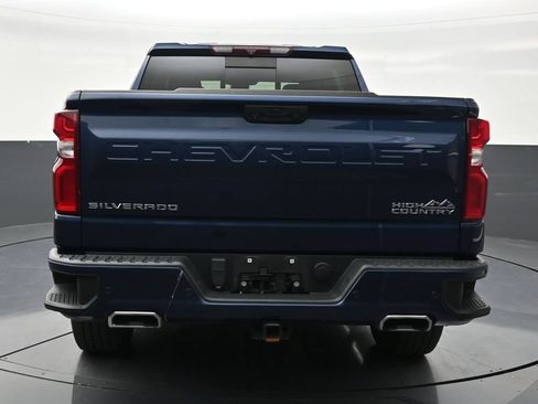Used 2023 Chevrolet Silverado 1500 High Country w/ High Country Premium Package AWD/4WD image 4