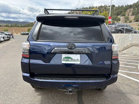 Used 2021 Toyota 4Runner Venture w/ Moonroof Package AWD/4WD image 7