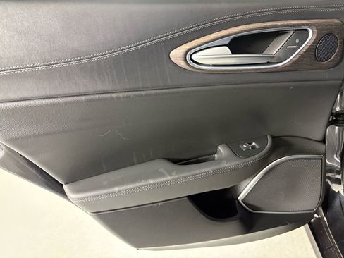 Used 2022 Alfa Romeo Giulia Ti image 33