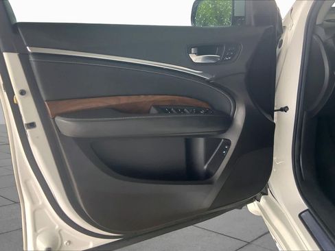 Used 2020 Acura MDX FWD w/ Advance Package image 40
