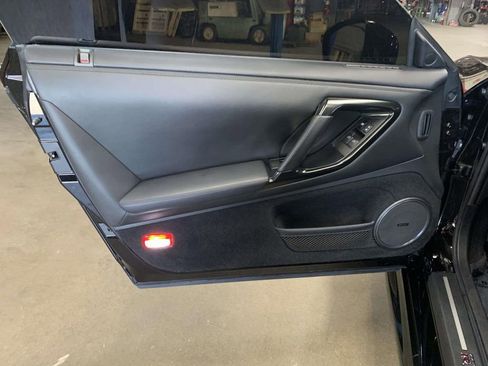Used 2024 Nissan GT-R Premium w/ Floor Mat Package AWD/4WD image 65