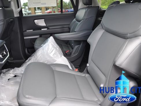 New 2027 Ford Expedition Max Active RWD image 11