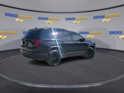 Used 2023 GMC Acadia SLE w/ Elevation Edition FWD image 11