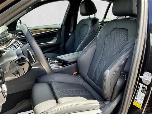 Used 2023 BMW 530i w/ M Sport Package image 24