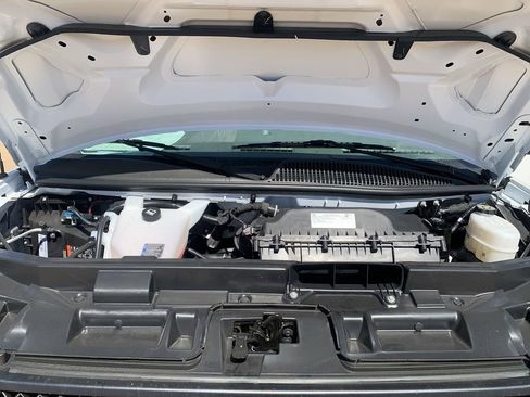 New 2026 Chevrolet Express 2500 w/ Driver Convenience Package image 28
