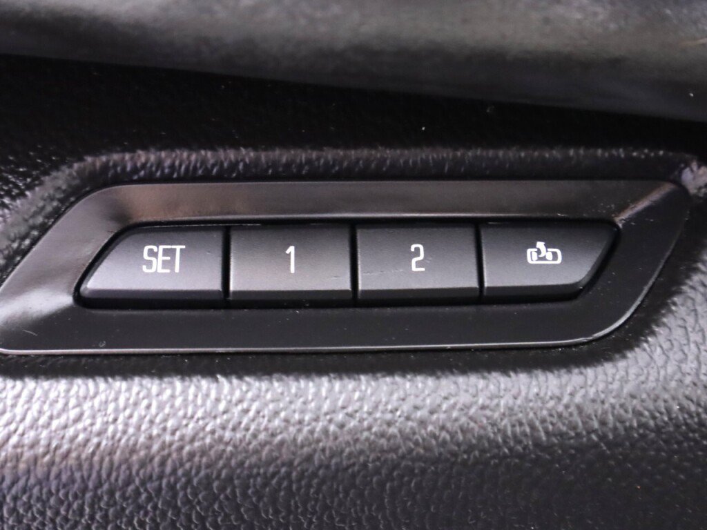 Used 2016 Cadillac Escalade ESV Platinum AWD/4WD image 27