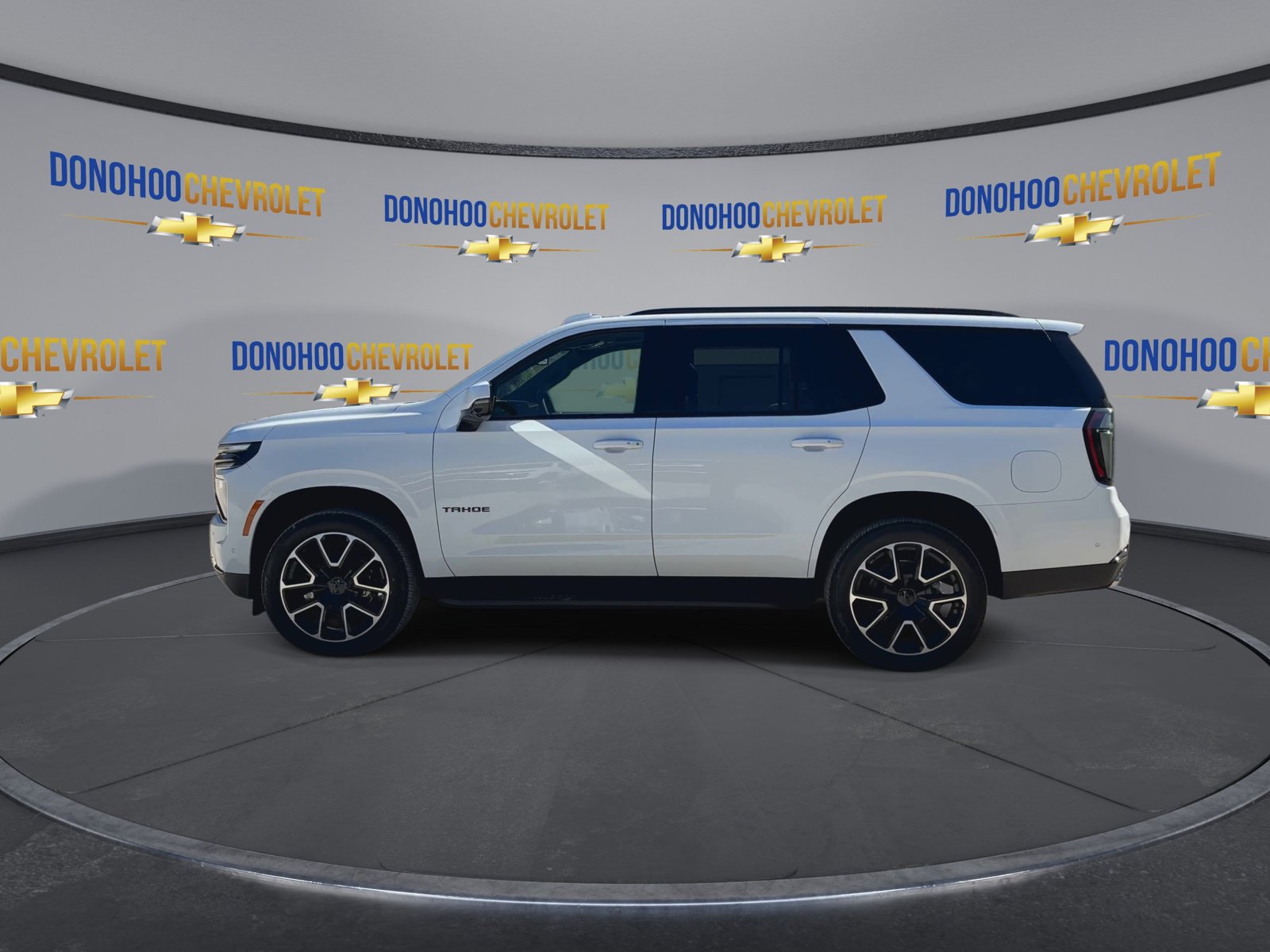 New 2027 Chevrolet Tahoe RST w/ Comfort Package AWD/4WD image 8