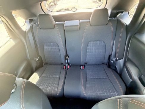 Used 2024 Honda HR-V Sport image 12
