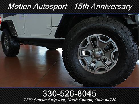 Used 2013 Jeep Wrangler Unlimited Rubicon w/ Connectivity Group AWD/4WD image 48