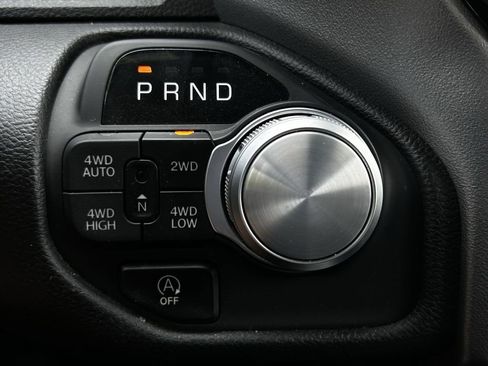 Used 2025 RAM 1500 Laramie AWD/4WD image 25