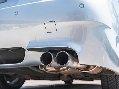 Used 2006 BMW M5 image 81