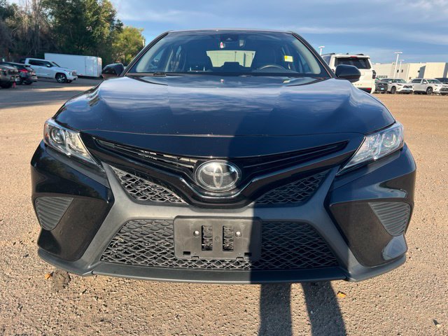 Used 2020 Toyota Camry SE AWD/4WD image 8