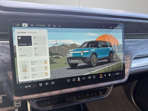 Used 2022 Rivian R1S Launch Edition AWD/4WD image 17