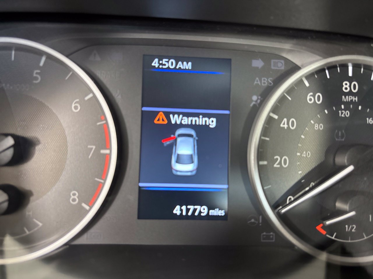 Used 2024 Nissan Sentra S FWD image 15