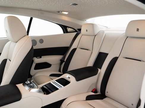 Certified 2019 Rolls-Royce Wraith RWD image 21