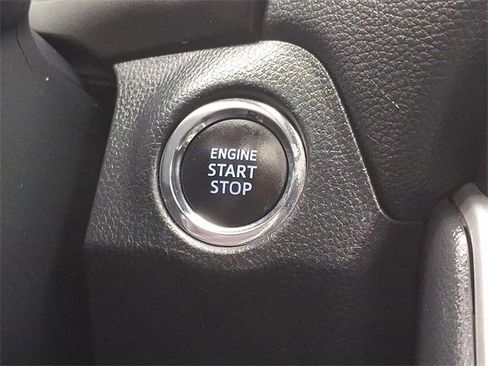 Used 2019 Toyota RAV4 XLE image 23