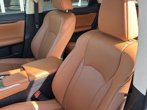 Certified 2022 Lexus RX 350 FWD w/ Premium Package image 30