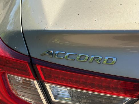 Used 2019 Honda Accord LX image 19