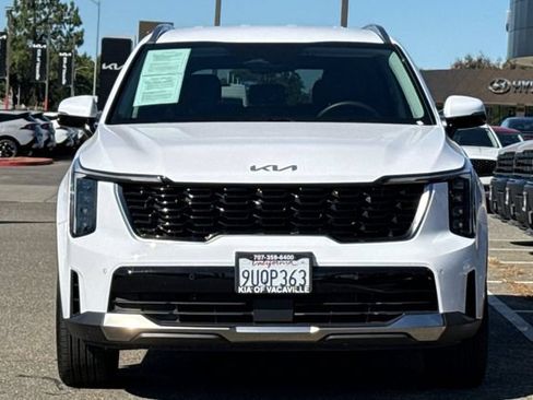 Certified 2025 Kia Sorento S AWD/4WD image 11