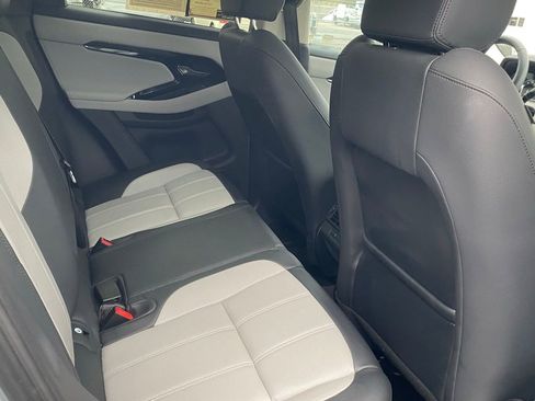 Used 2024 Land Rover Range Rover Evoque Dynamic SE image 16