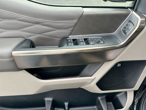 New 2025 Ford F150 Platinum w/ Equipment Group 703A Plus image 22