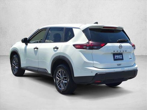 Used 2024 Nissan Rogue S AWD/4WD image 8