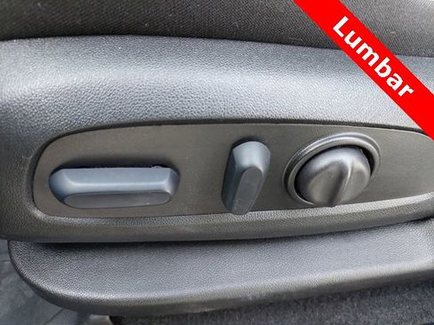 Used 2024 Chevrolet Blazer LT w/ Convenience Package image 17