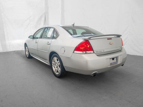 Used 2013 Chevrolet Impala LT w/ LT Sunroof Package image 7
