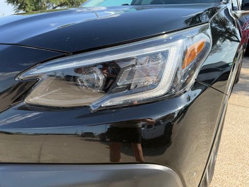 Used 2022 Subaru Outback Premium AWD/4WD image 10
