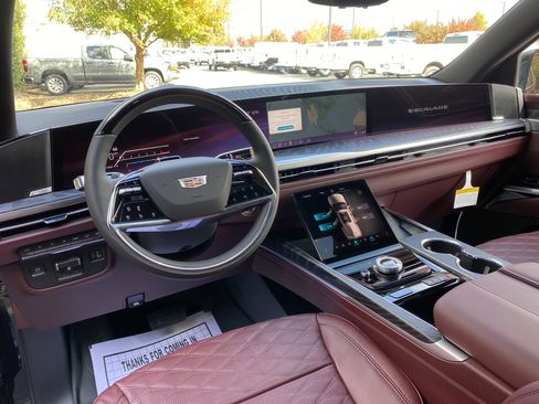 Used 2026 Cadillac Escalade Sport w/ Touring Package image 36