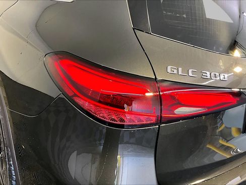 New 2026 Mercedes-Benz GLC 300 4MATIC image 5