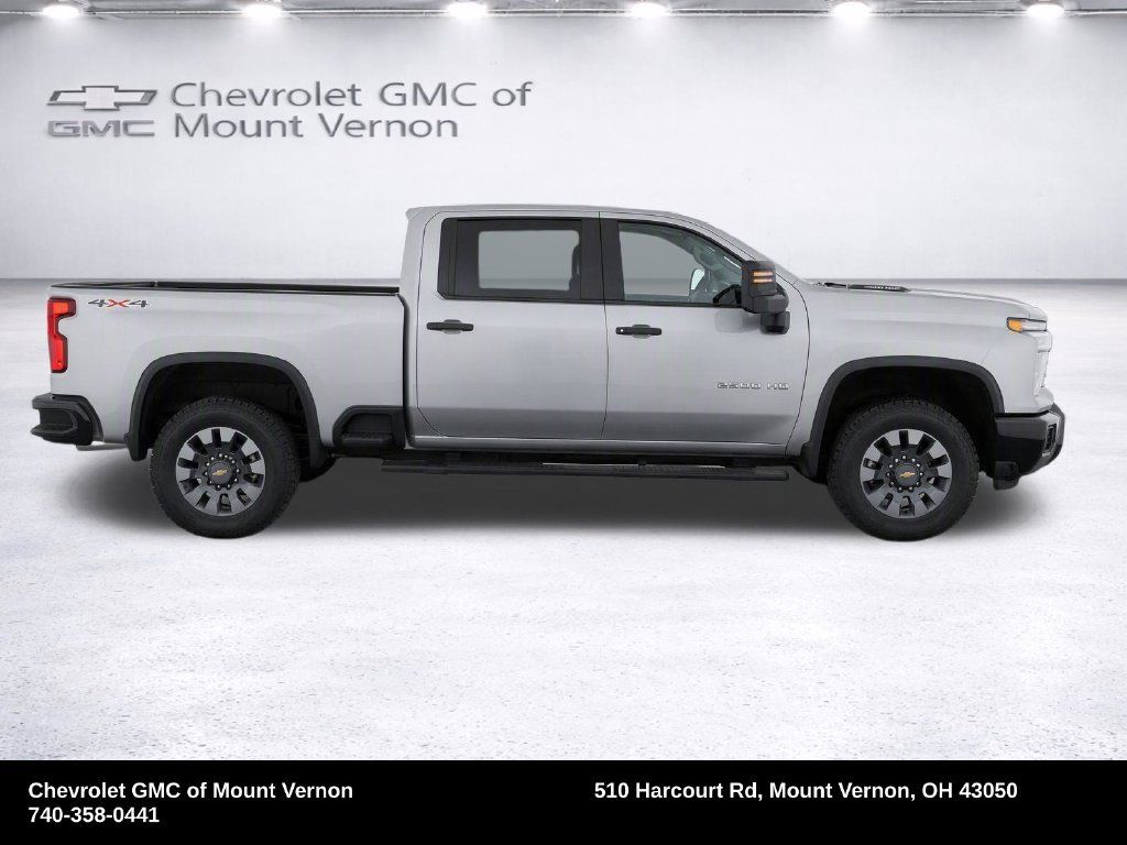 Used 2024 Chevrolet Silverado 2500 Custom AWD/4WD image 24