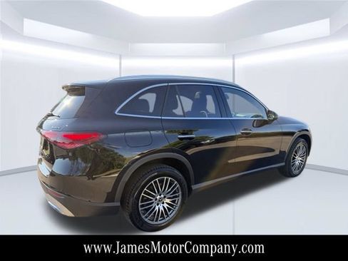 Certified 2026 Mercedes-Benz GLC 300 4MATIC image 8