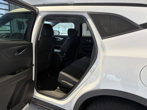 Used 2024 Chevrolet Blazer LT w/ Sound & Technology Package image 20