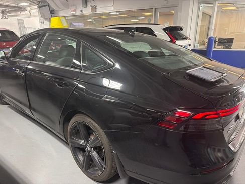 Used 2024 Honda Accord Sport image 13